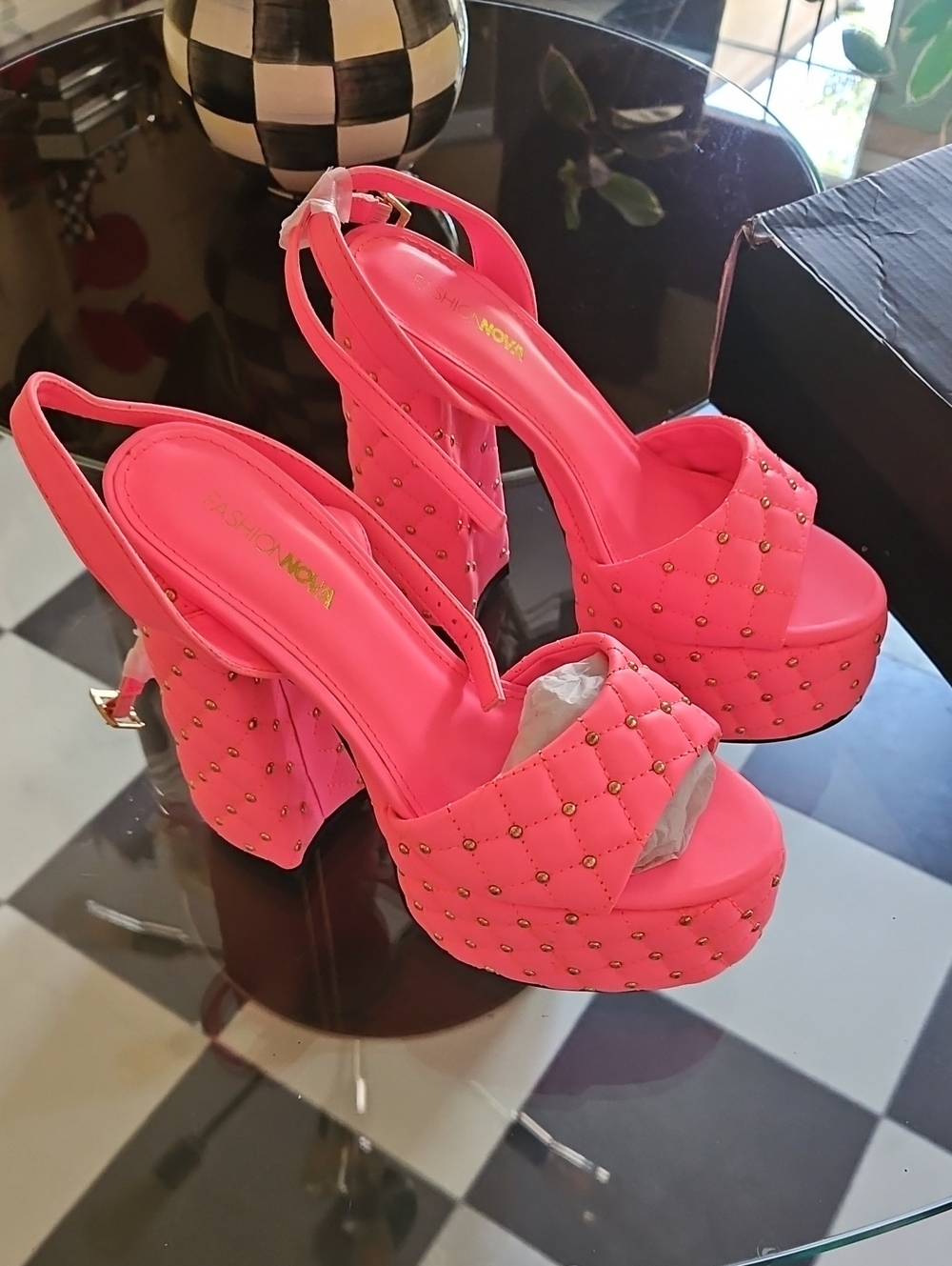 New Fashion Nova Hot Pink Studded Platform Sandals